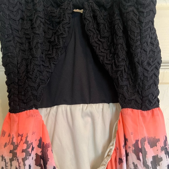 Dress - Picture 7 of 10